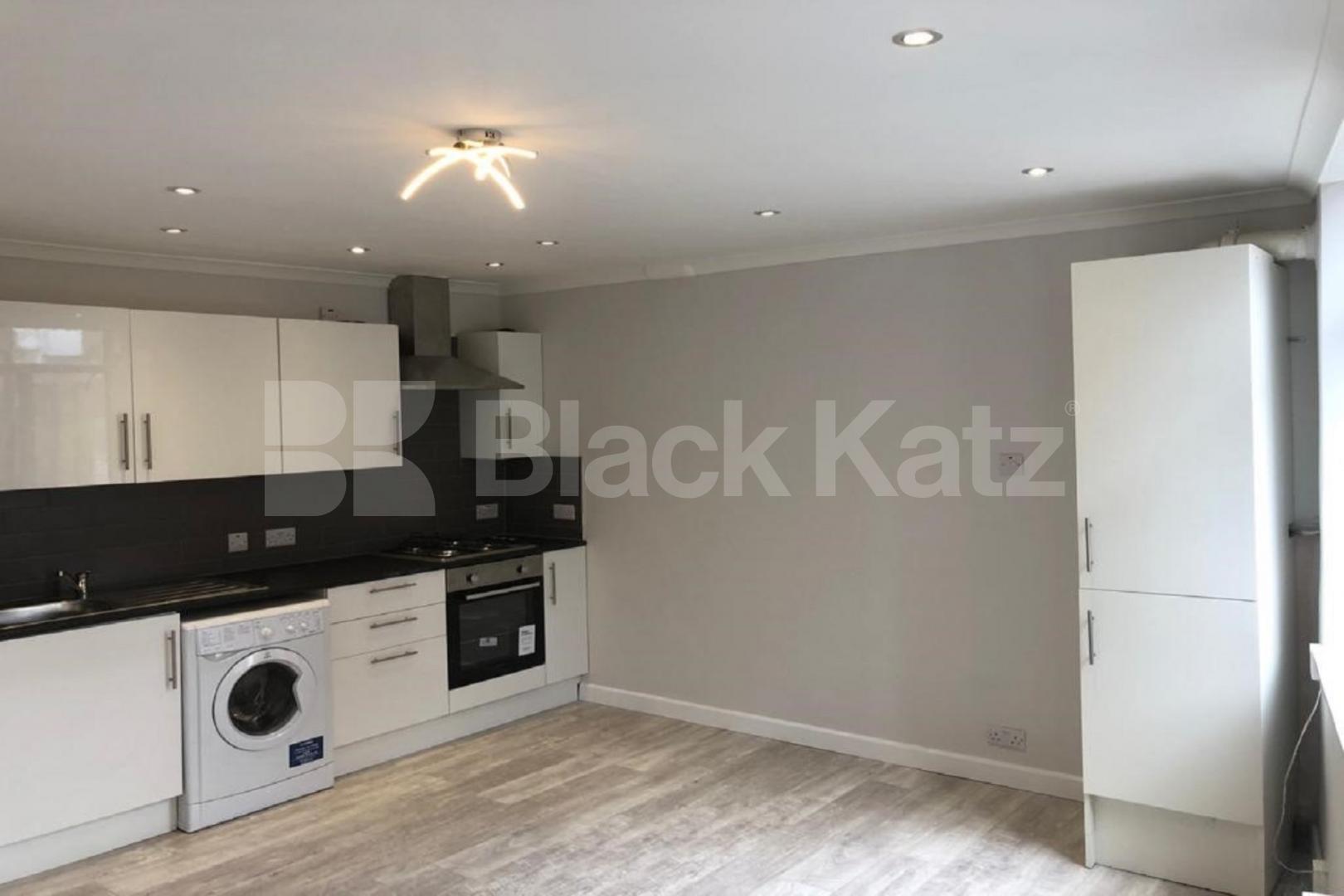 Superbly located modern period conversion  Borough High Street, Borough